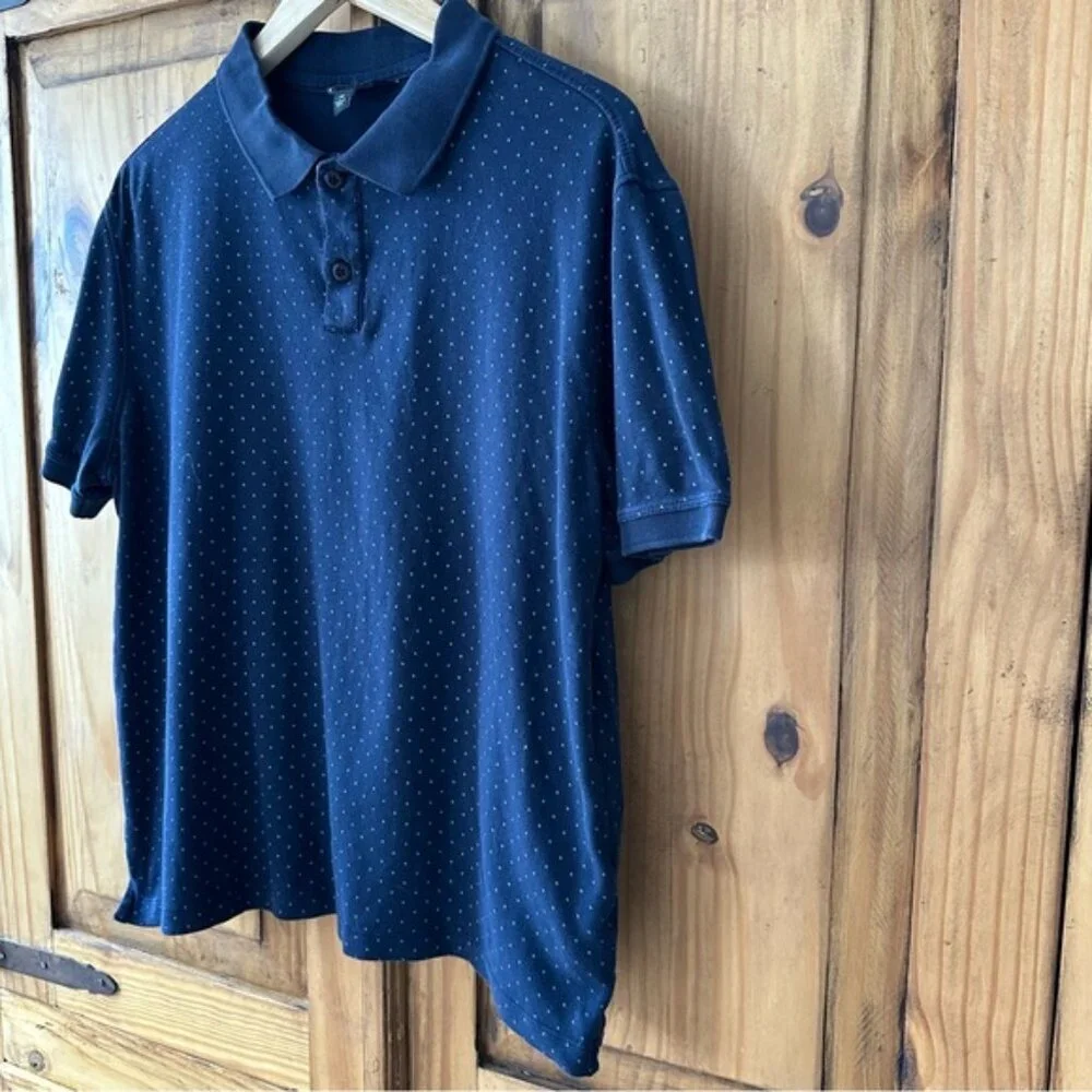 Men’s Banana Republic Navy Blue Pin Dot Golf Shirt - Medium